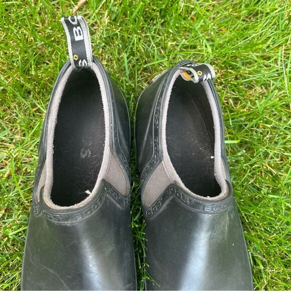 BOGS Women's Rue Black
Rubber Slip On Low Ankle
Rainboots Size US 10 EU 41 - Picture 9 of 13